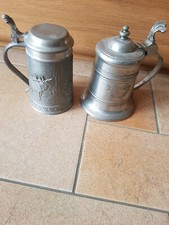 2 alte Zinnkrüge/ Humpen mit