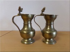 2 alte kleine Krüge